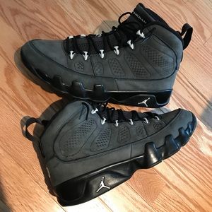 Jordan Retro 9 Anthracite